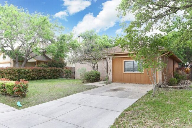 Building Photo - 6334 Candleview