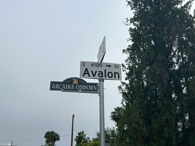Photo - 4016 E Avalon Dr House