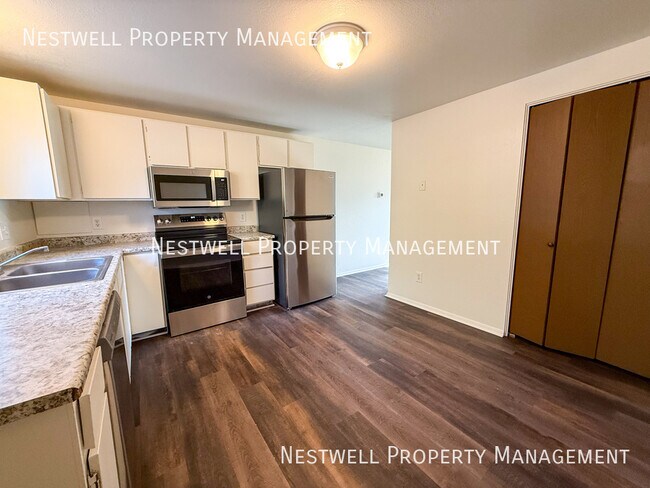 Foto del edificio - 112 N 350 W St