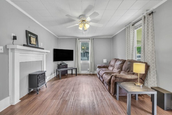 Foto del edificio - 123 Dawson Ln