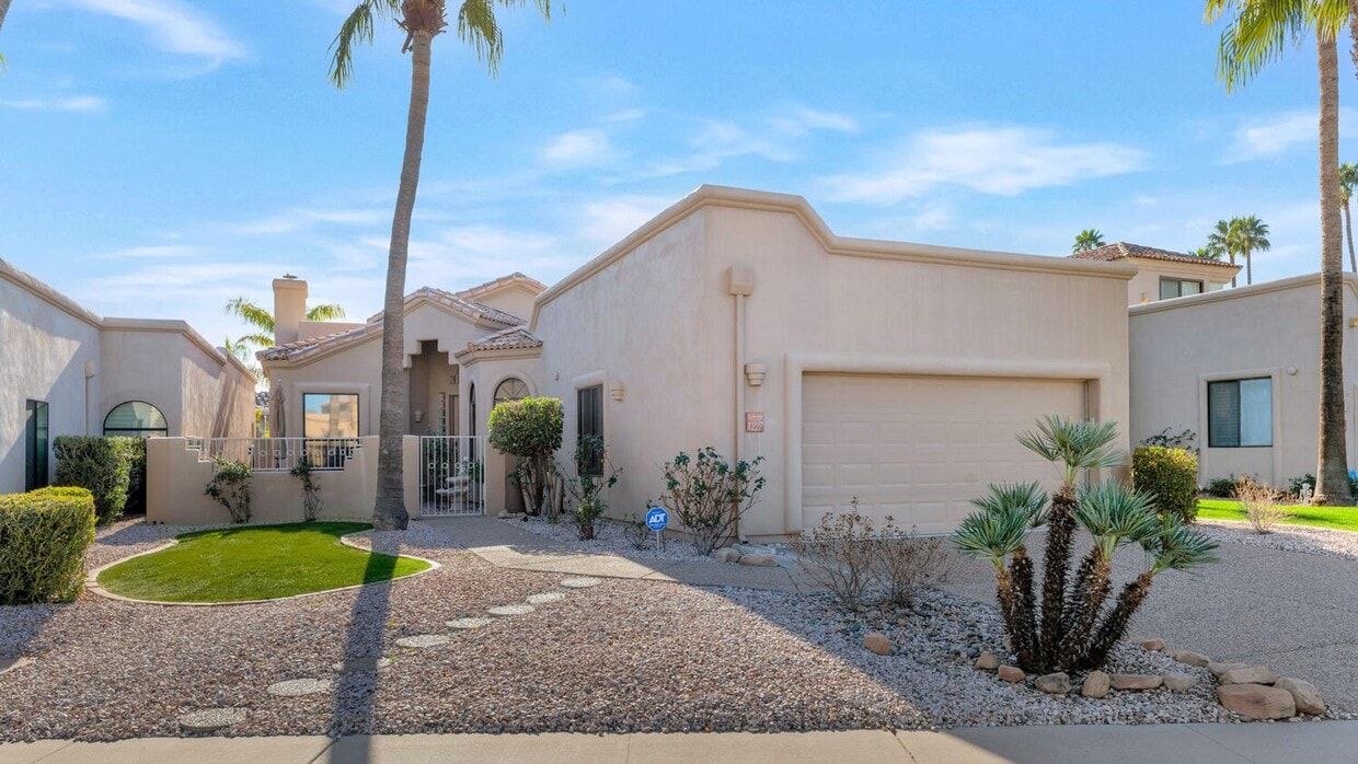 Primary Photo - 10227 E Gold Dust Ave, Scottsdale, AZ 85258