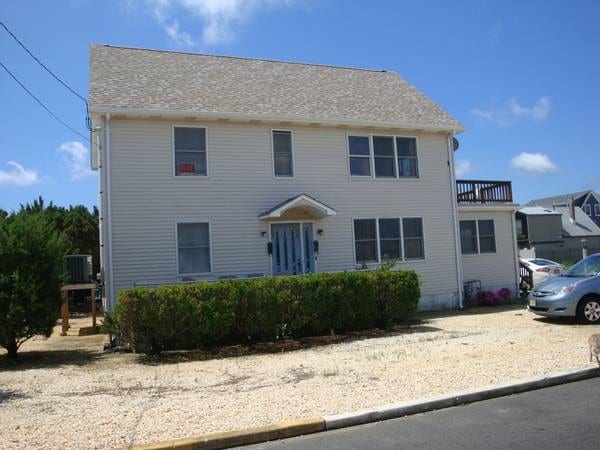 Primary Photo - 2300 Baltimore Ave