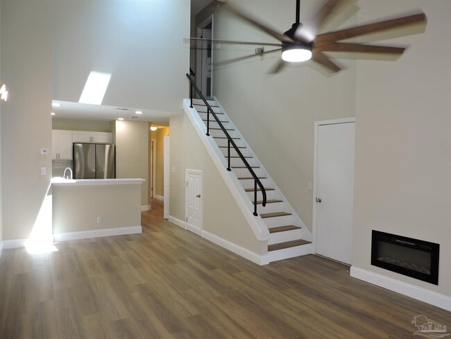 Building Photo - 5001 Grande Dr