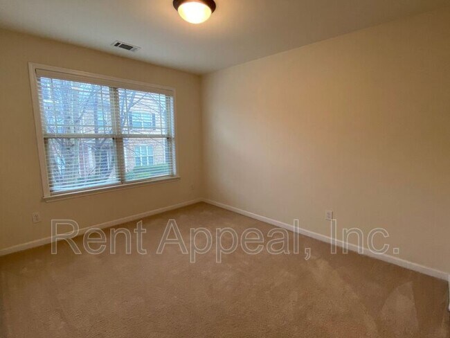 Building Photo - 529 Ridge View Crossing