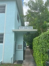 Building Photo - 1945 Calais Dr