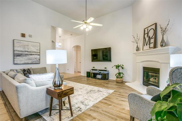 Foto del edificio - 12852 Old MacGregor Ln
