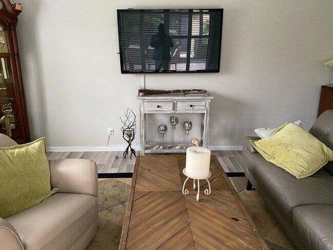Foto del edificio - 7334 SE Jamestown Terrace