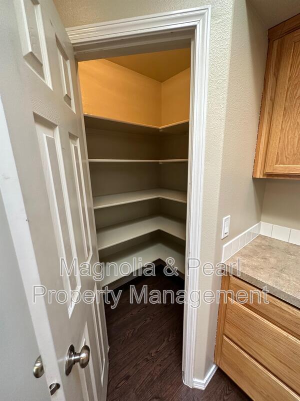 Foto del edificio - 16538 Sadie Ave