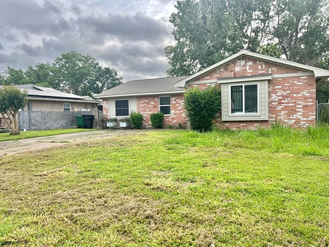 Foto principal - 12911 Southbridge Rd