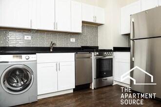 Building Photo - 2151 N Fremont St