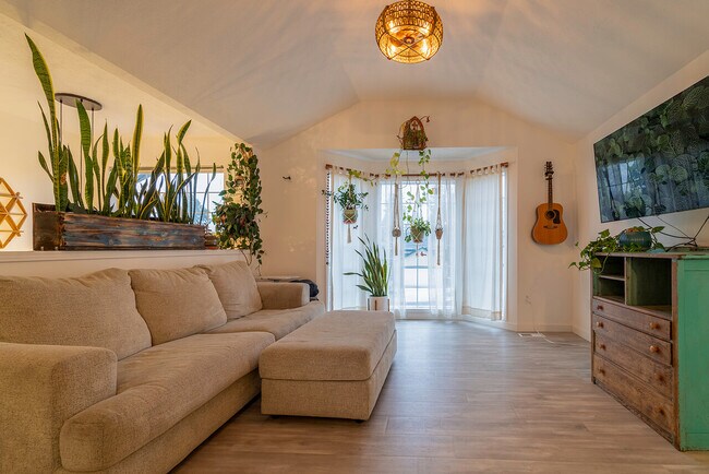 Building Photo - 4011 E 31st Ave