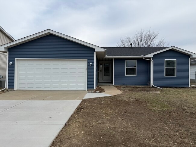 Front - 3619 King Dr SW