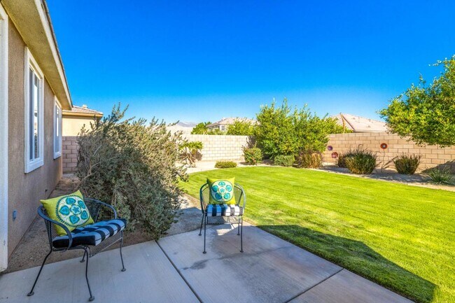 Building Photo - 40372 La Spezia Ct