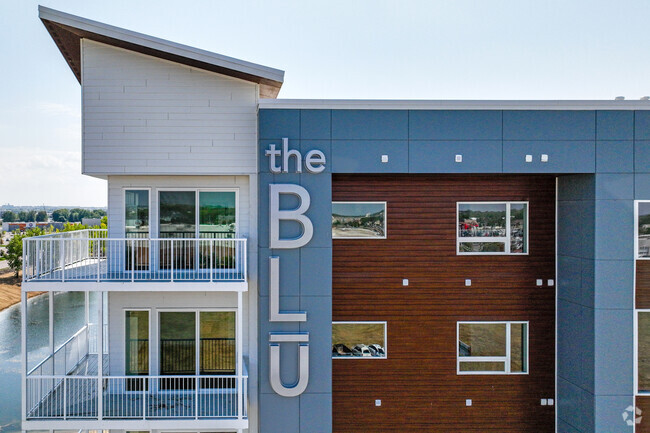 Building Photo - The BLU on Lorraine