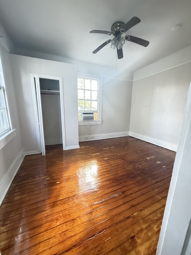 Building Photo - 5226 Perrier St