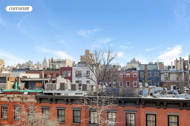 Foto del edificio - 259 W 12th St