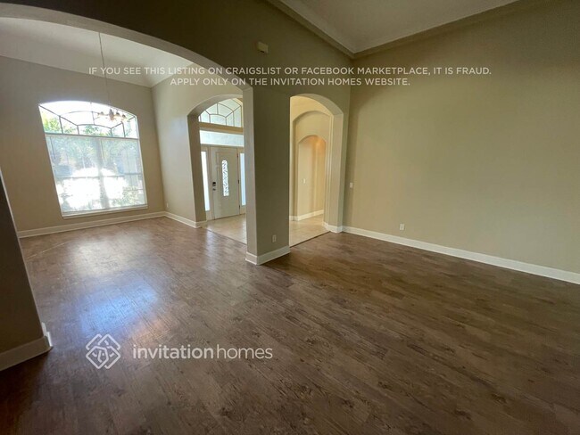 Foto del edificio - 5023 Hartwell Loop