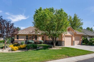 Building Photo - 2405 Genoa Meadows Cir