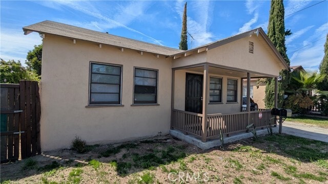 Building Photo - 8801 Valley View St