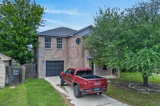 Building Photo - 10707 Shaenview