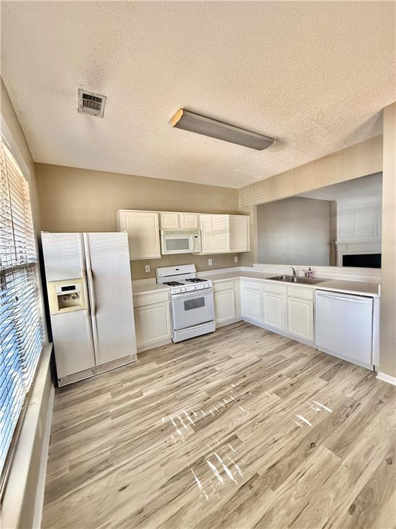 Building Photo - 51 Highoak Dr