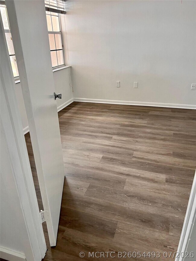 Foto del edificio - 2121 NW 96th Terrace