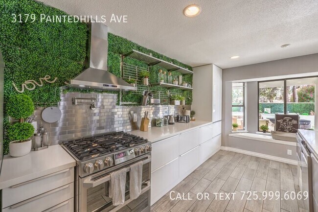 Foto del edificio - 3179 Paintedhills Ave