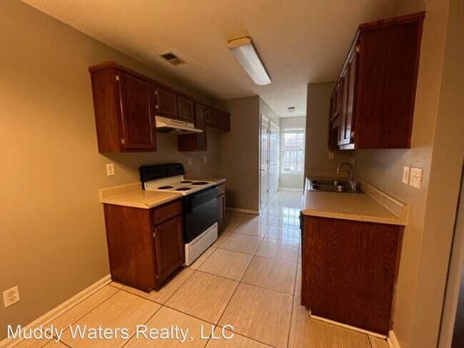 Building Photo - 3 br, 3 bath House - 7252 Illinois-Central...