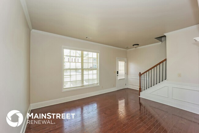 Building Photo - 561 Greyhound Ct