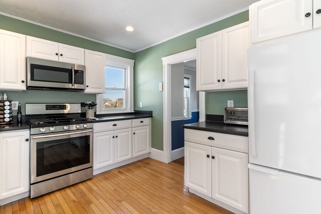 Foto principal - 8 Washburn St