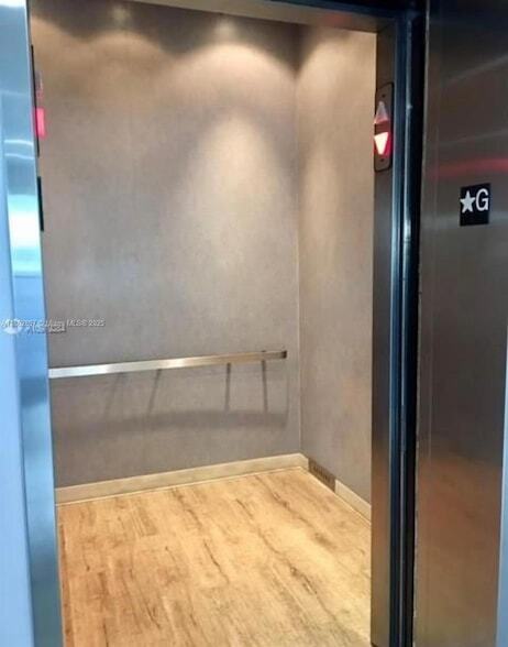 Foto del edificio - 2740 SW 28th Terrace