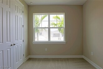 Building Photo - 269 Spg Hl Lk Lp