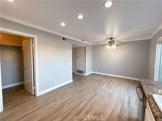 Building Photo - 11 Cedarglen
