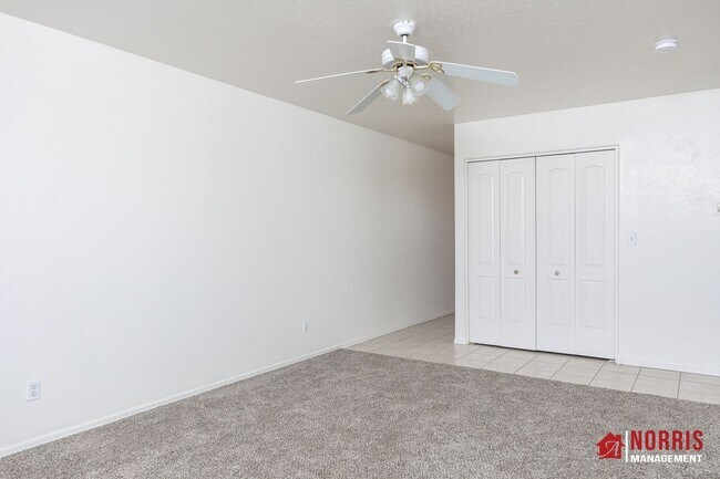 Foto del edificio - 9874 W Leander Dr