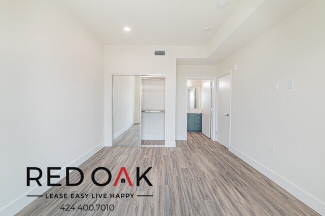 Foto del edificio - 1037 Dewey Ave