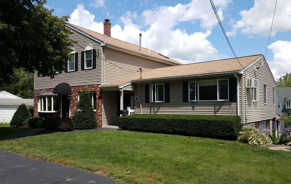 Foto principal - 302 Pleasant St
