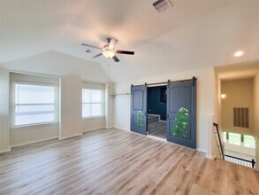 Building Photo - 28638 Monarch Cliffs Dr