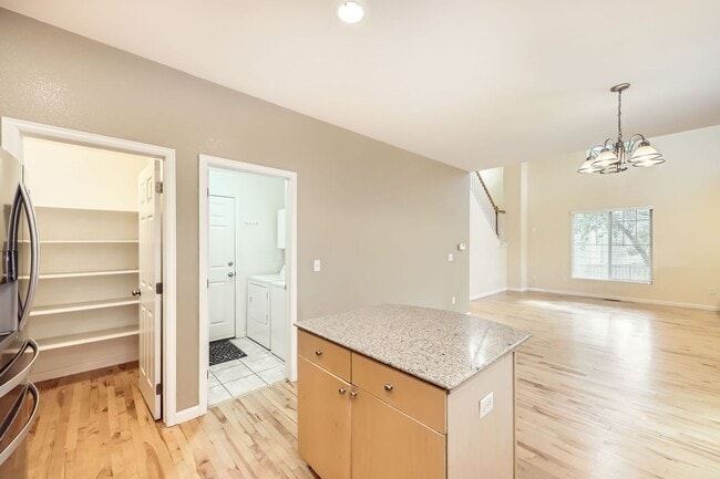 Building Photo - 4809 Lucca Dr