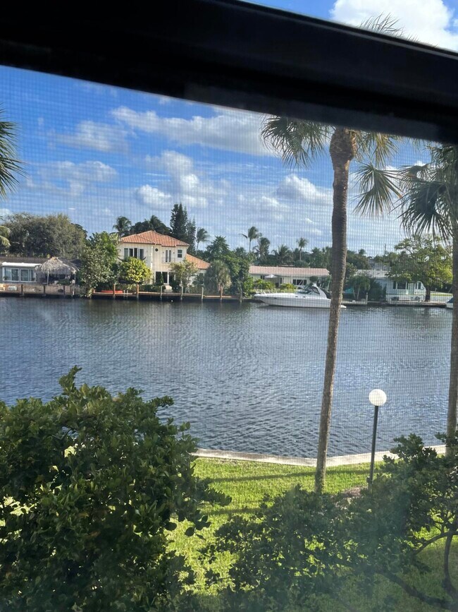 Foto del edificio - 18 Royal Palm Way