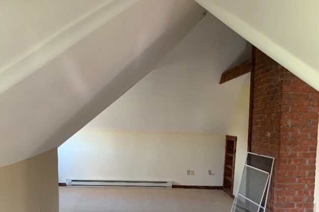 Building Photo - 1297 Portland-Cobalt Rd