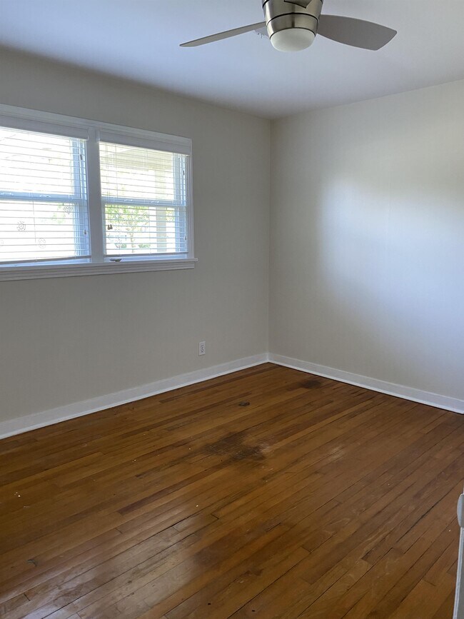 Foto del edificio - 5101 Lawson Ave