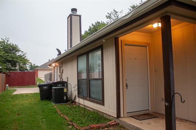 Foto del edificio - 7220 Blackthorn Dr