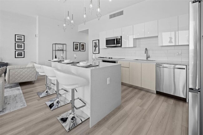 Building Photo - 101 Diplomat Pkwy