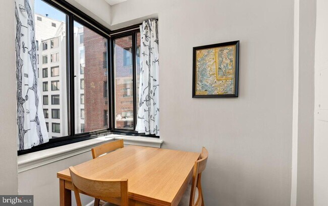 Foto del edificio - 2515 K St NW