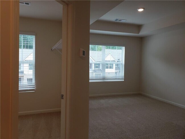 Building Photo - 59 Chastain Cir