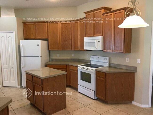 Foto del edificio - 3240 Millpond Ct