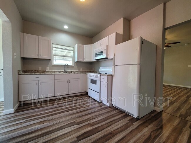 Building Photo - 1121 Del Paso Blvd
