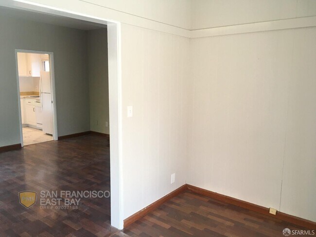 Building Photo - 21 Sutters Mill Ct