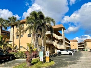 Building Photo - 5021 W Oakland Park Blvd