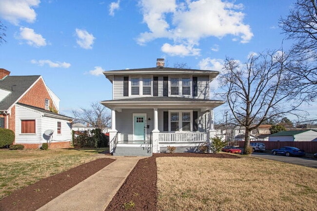Photo - Updated 1920s Colonial in Northside – 3 Bed, 4 Bath – Available Now – $3,000/mo House
